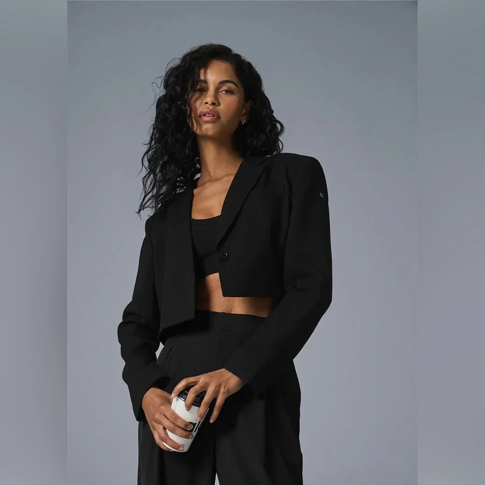 ALO Yoga Cropped First-Class Blazer black size xs - Picture 1 of 8